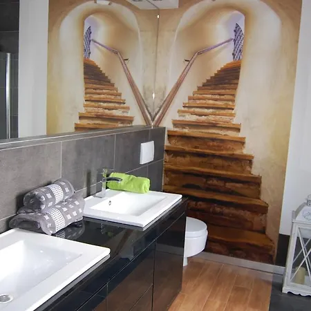 Daire Apartament U Virusa Przy Porcie Z Widokiem Na Jezioro Giżycko