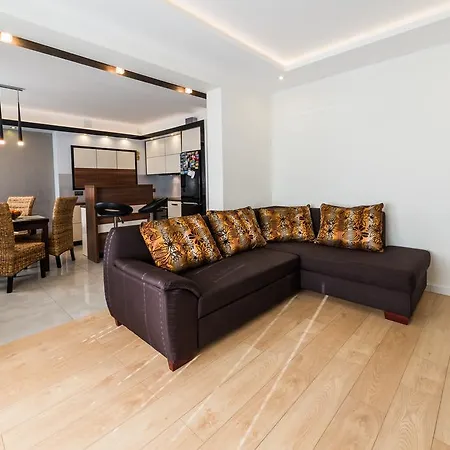 Daire Apartament U Virusa Przy Porcie Z Widokiem Na Jezioro *